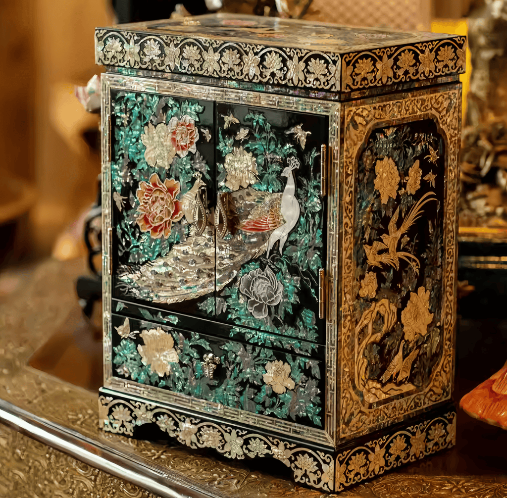 Handcarved Vintage Mother of Pearl Lacquer Jewelry Box