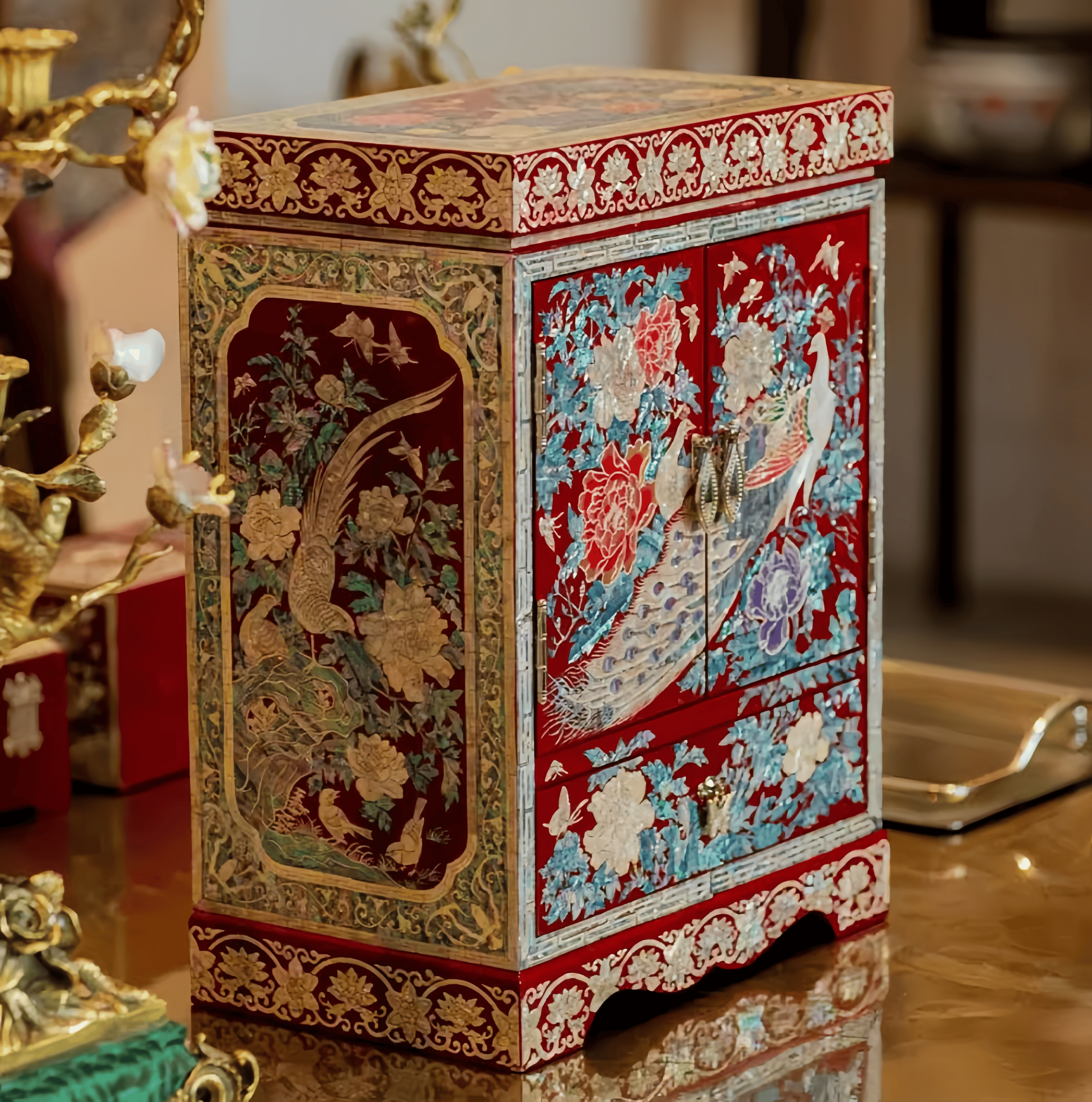 Handcarved Vintage Mother of Pearl Lacquer Jewelry Box