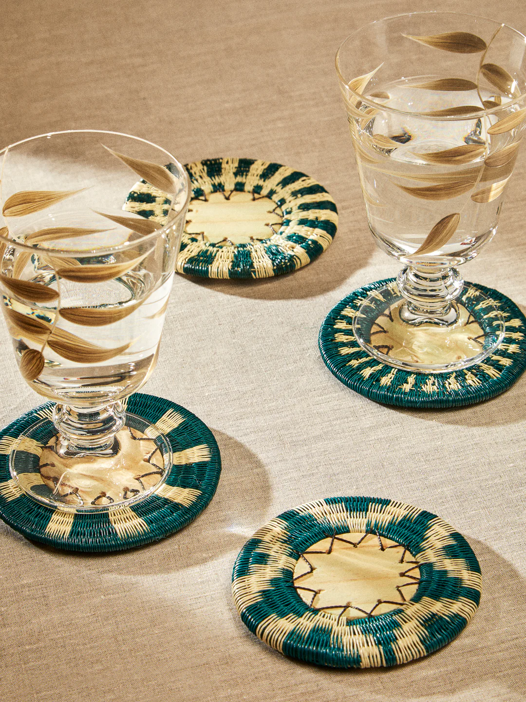 CasaLatina Pacifico Handwoven Werregue Palm Coasters (Set of 4)