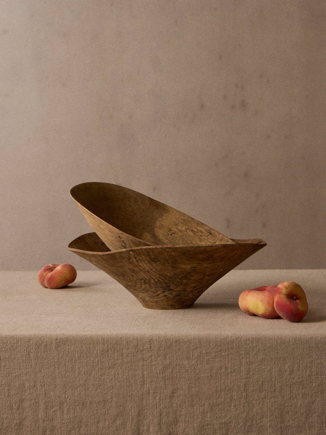 Iida Woodturning Hand-Turned Oak Earth-Finish Bowl