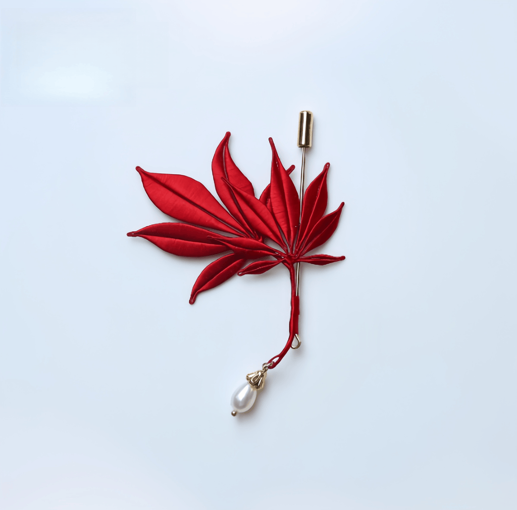 Handcrafted Heritage Maple Leaf Brooch