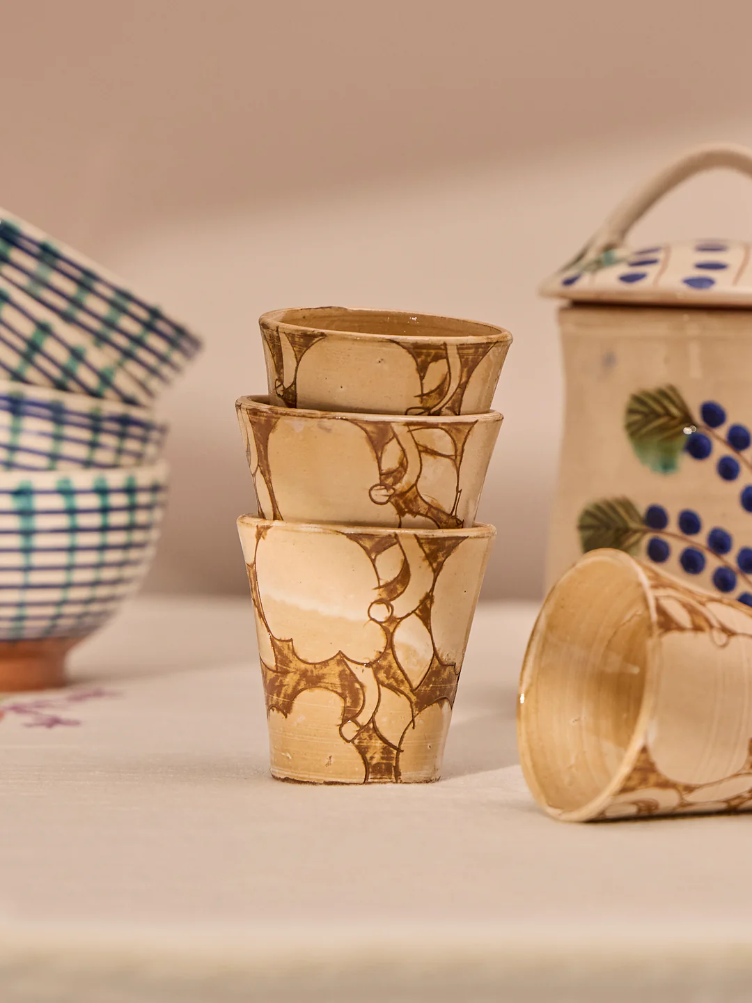 Anut Cairo Cotton Flower Hand-Painted Ceramic Espresso Cups (Set of 4)