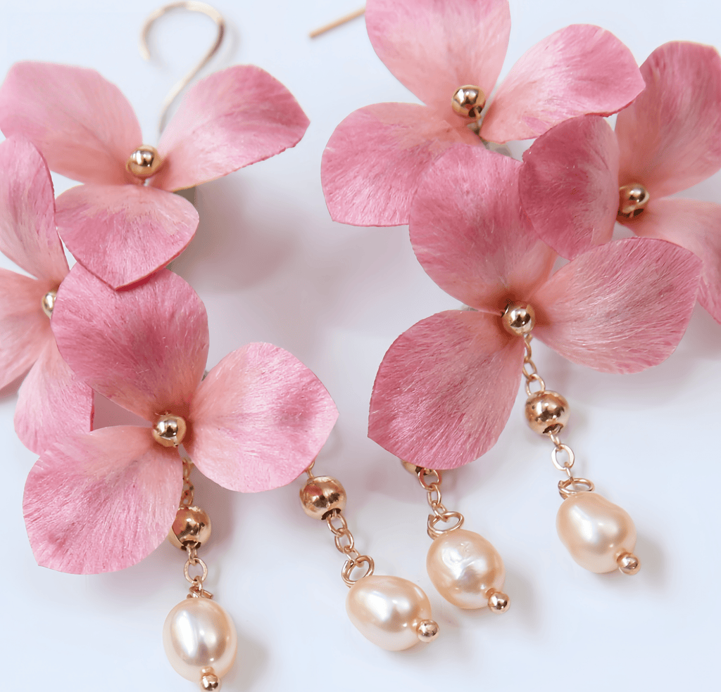 Handcrafted Heritage Hydrangea Pearl