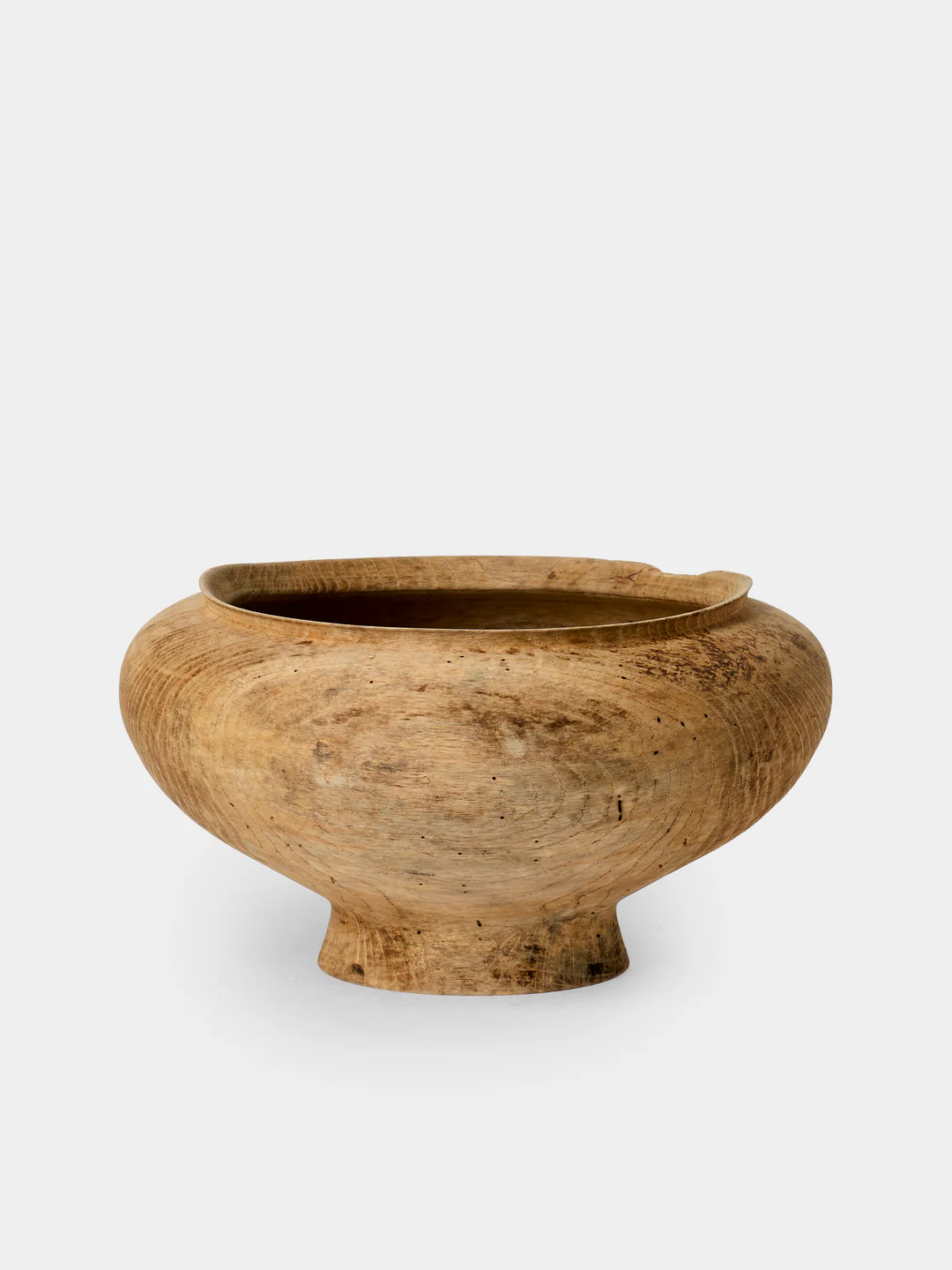 Iida Woodturning Hand-Turned Oak Earth-Finish Bowl