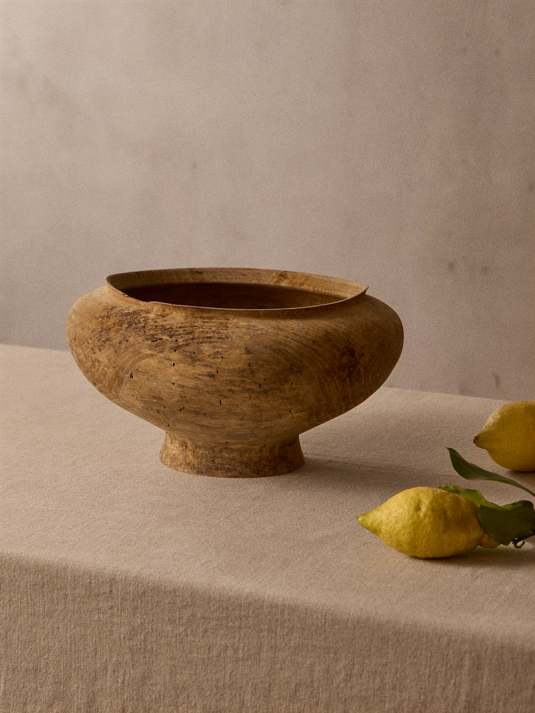 Iida Woodturning Hand-Turned Oak Earth-Finish Bowl