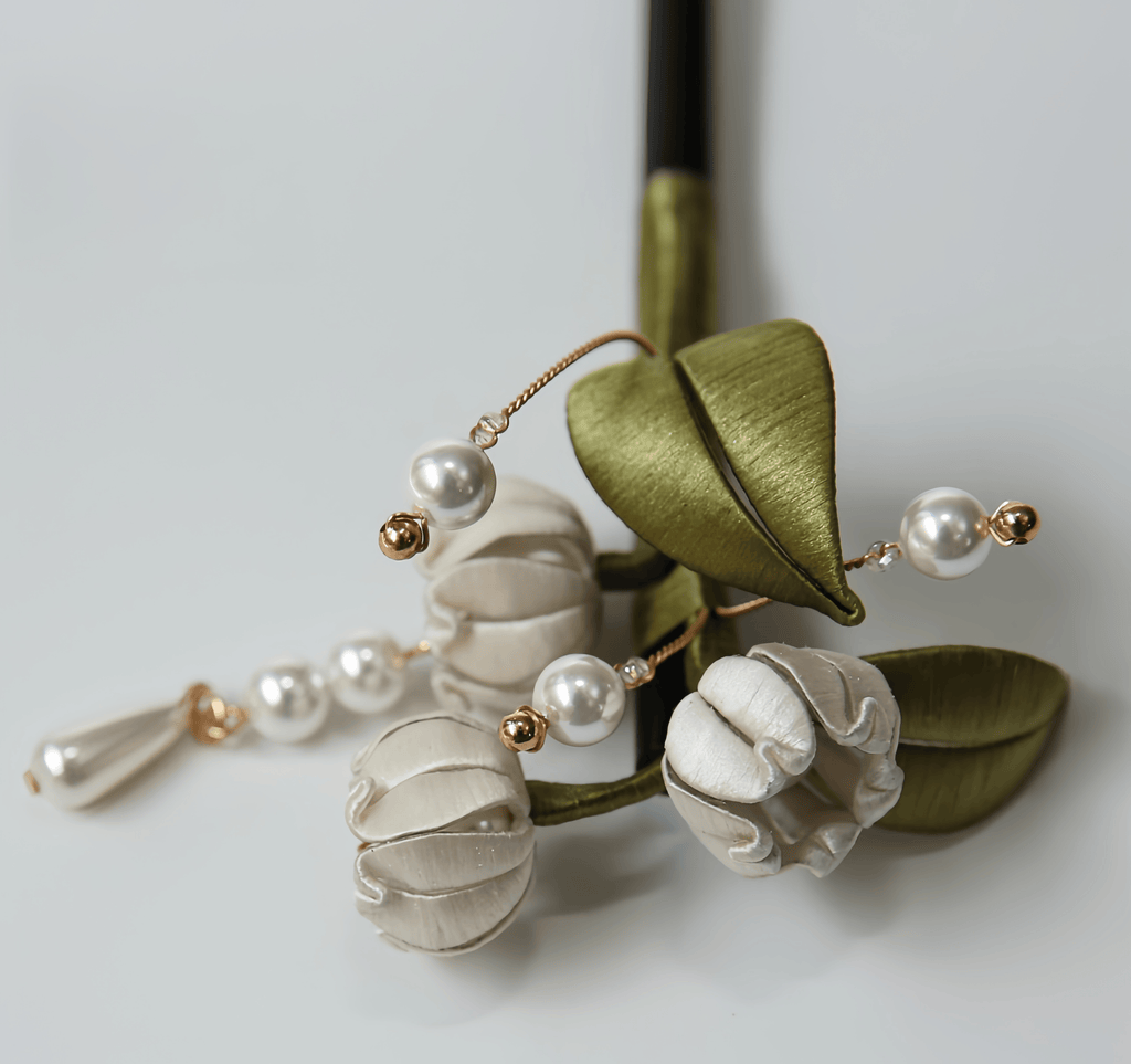 Handcrafted Heritage Silk Flower White Lily of the Valley Hairpin