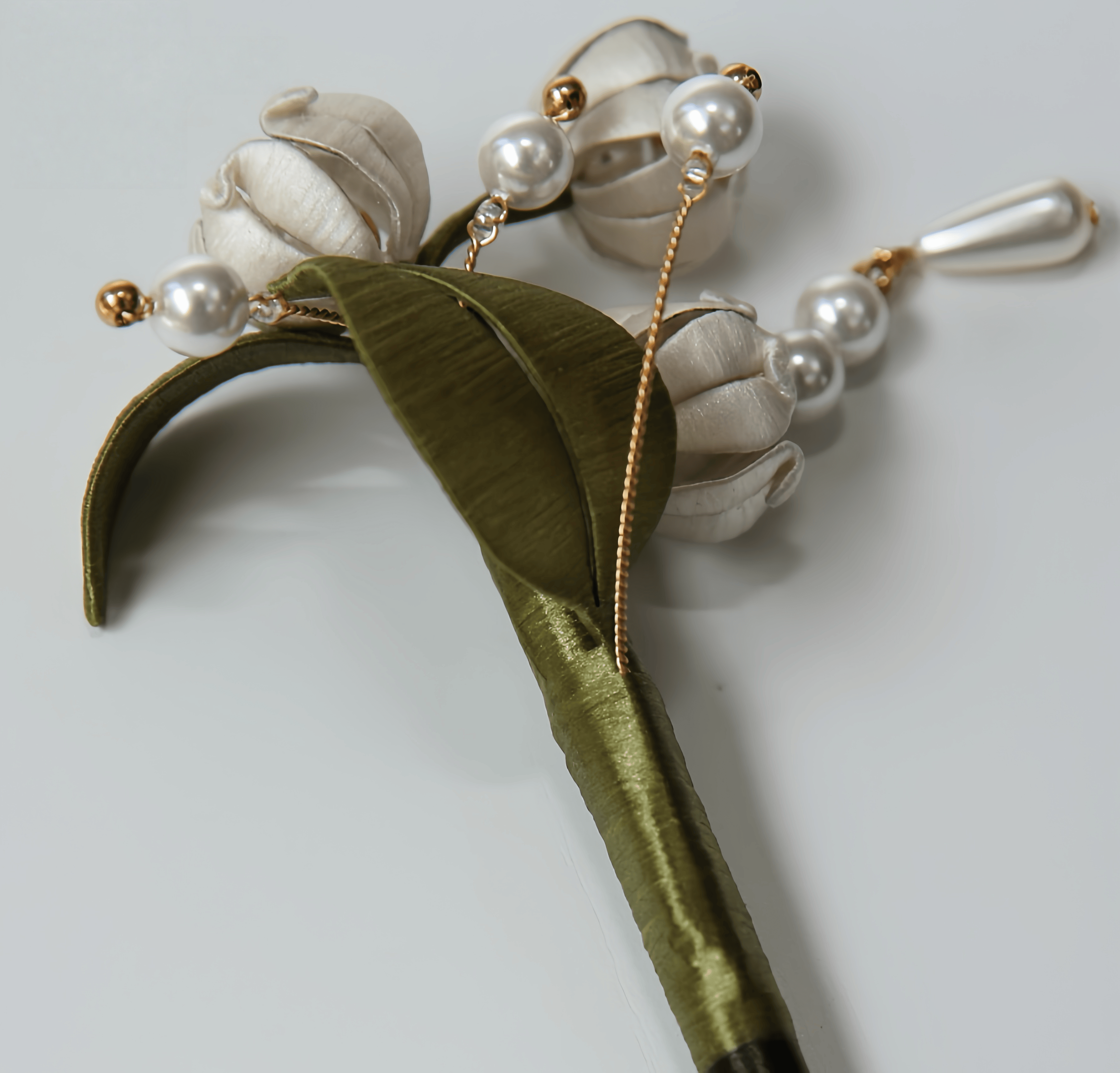 Handcrafted Heritage Silk Flower White Lily of the Valley Hairpin