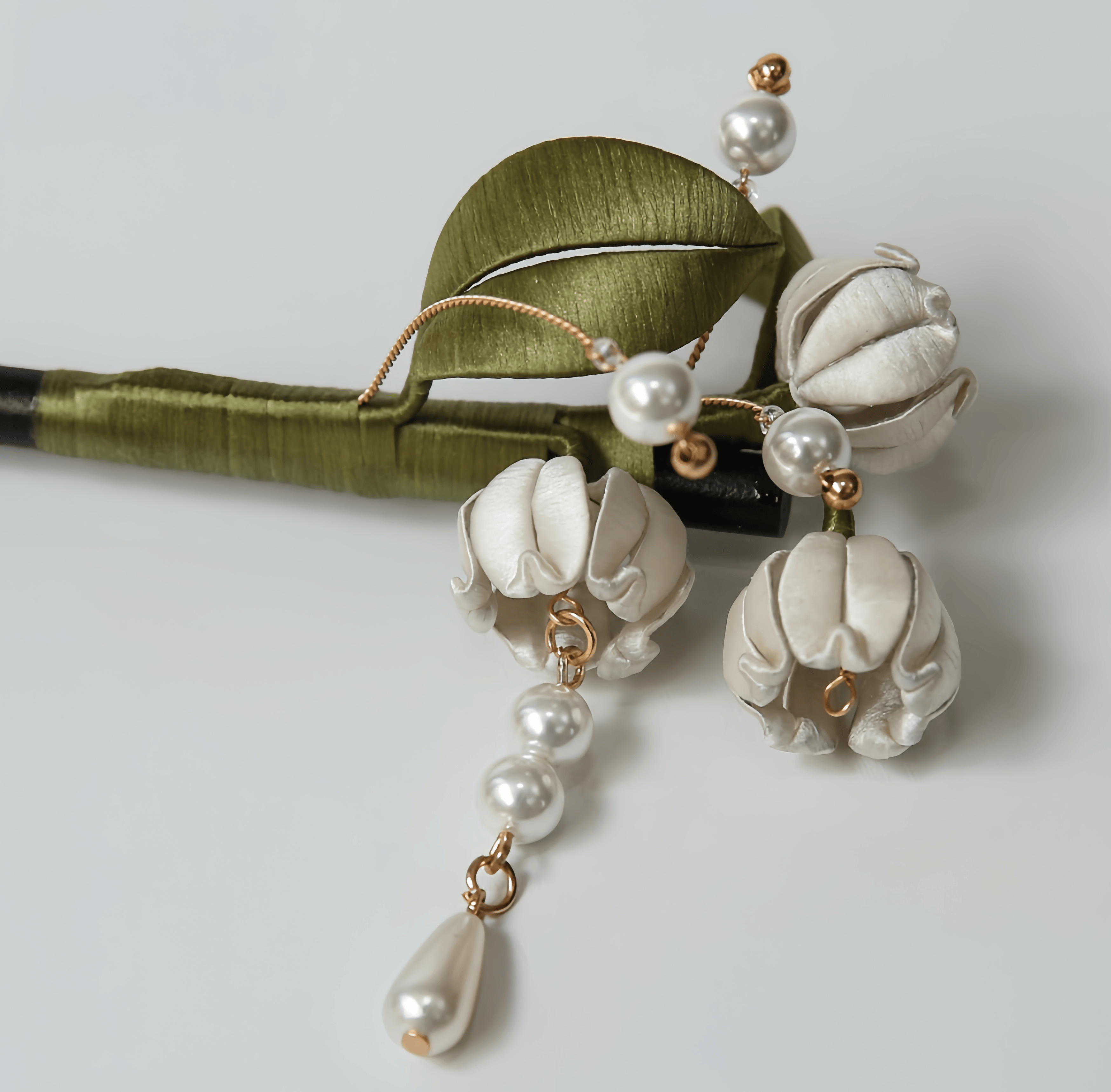 Handcrafted Heritage Silk Flower White Lily of the Valley Hairpin