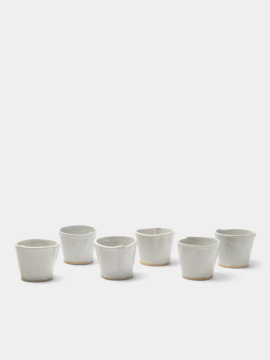 Estudio Vernís Wood-Fired Stoneware Handleless Mugs (Set of 6)