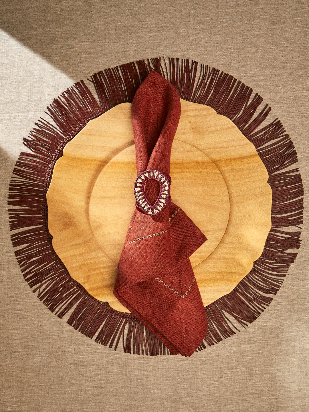 CasaLatina Flecos Handwoven Iraca Palm Placemats (Set of 4)