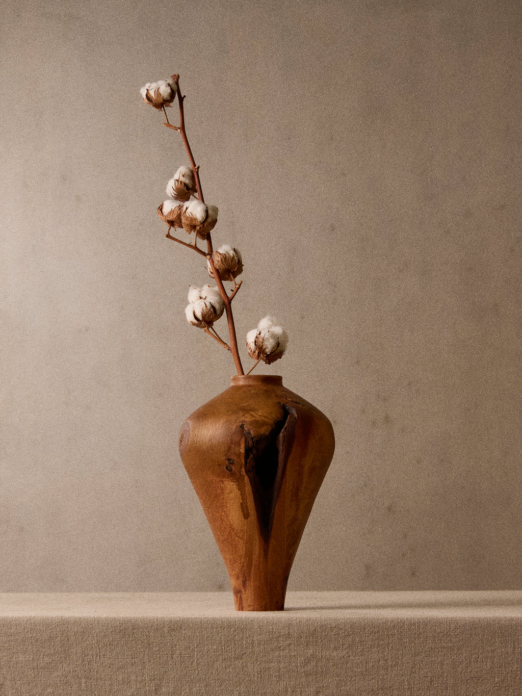 Iida Woodturning Hand-Turned Bayberry Oil-Finish Vase (13in/33cm)