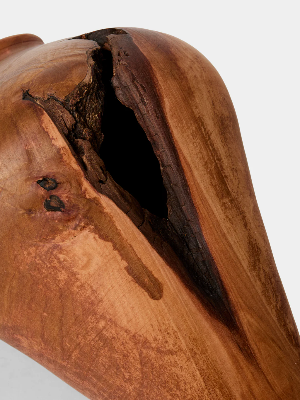 Iida Woodturning Hand-Turned Bayberry Oil-Finish Vase (13in/33cm)