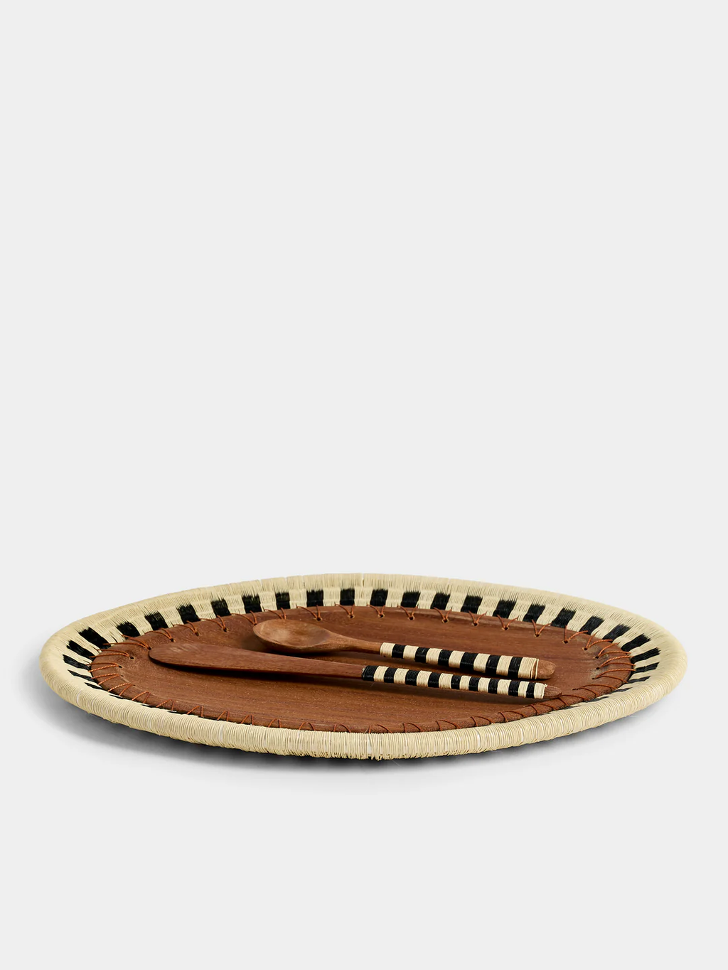 CasaLatina Pacifico Handwoven Werregue Palm and Wood Dish