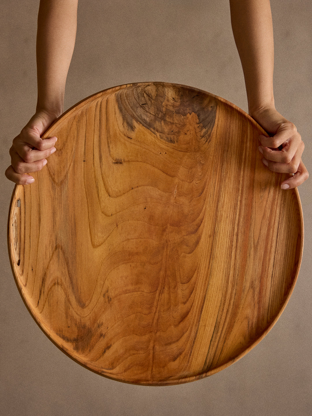 Iida Woodturning Hand-Turned Zelkova Oil-Finish Tray (16.5in/42.5cm)